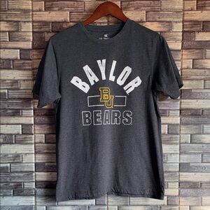 EUC Colosseum Medium Baylor Bears Graphic T-Shirt